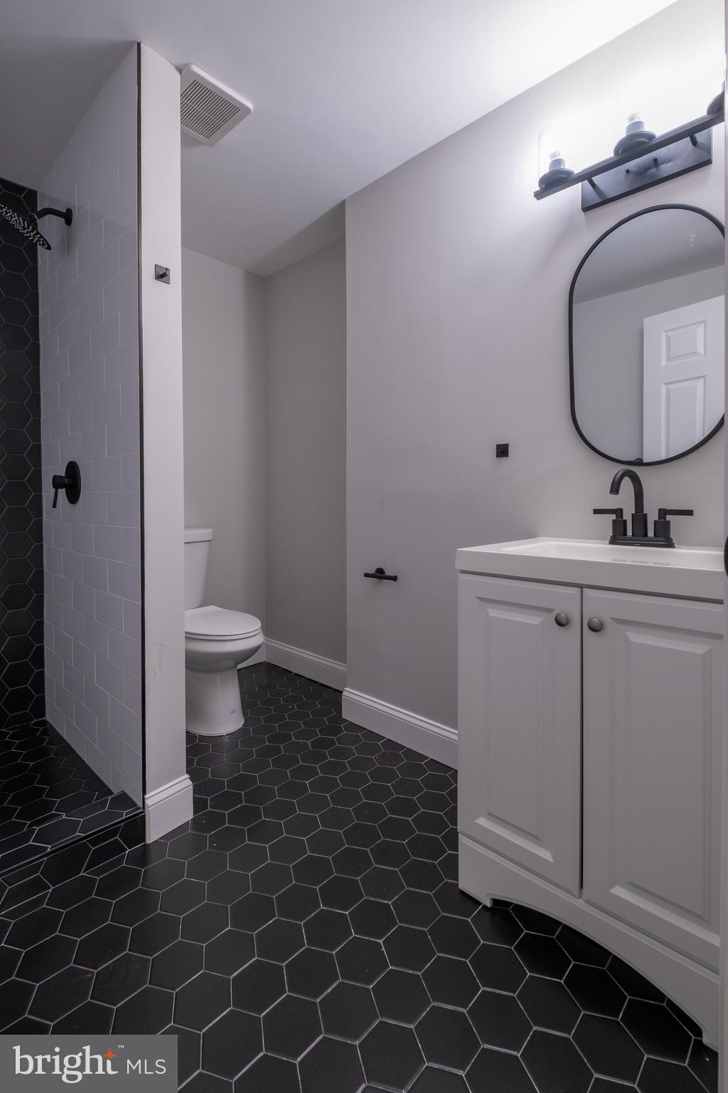 FOREST KNOLLS - Residential