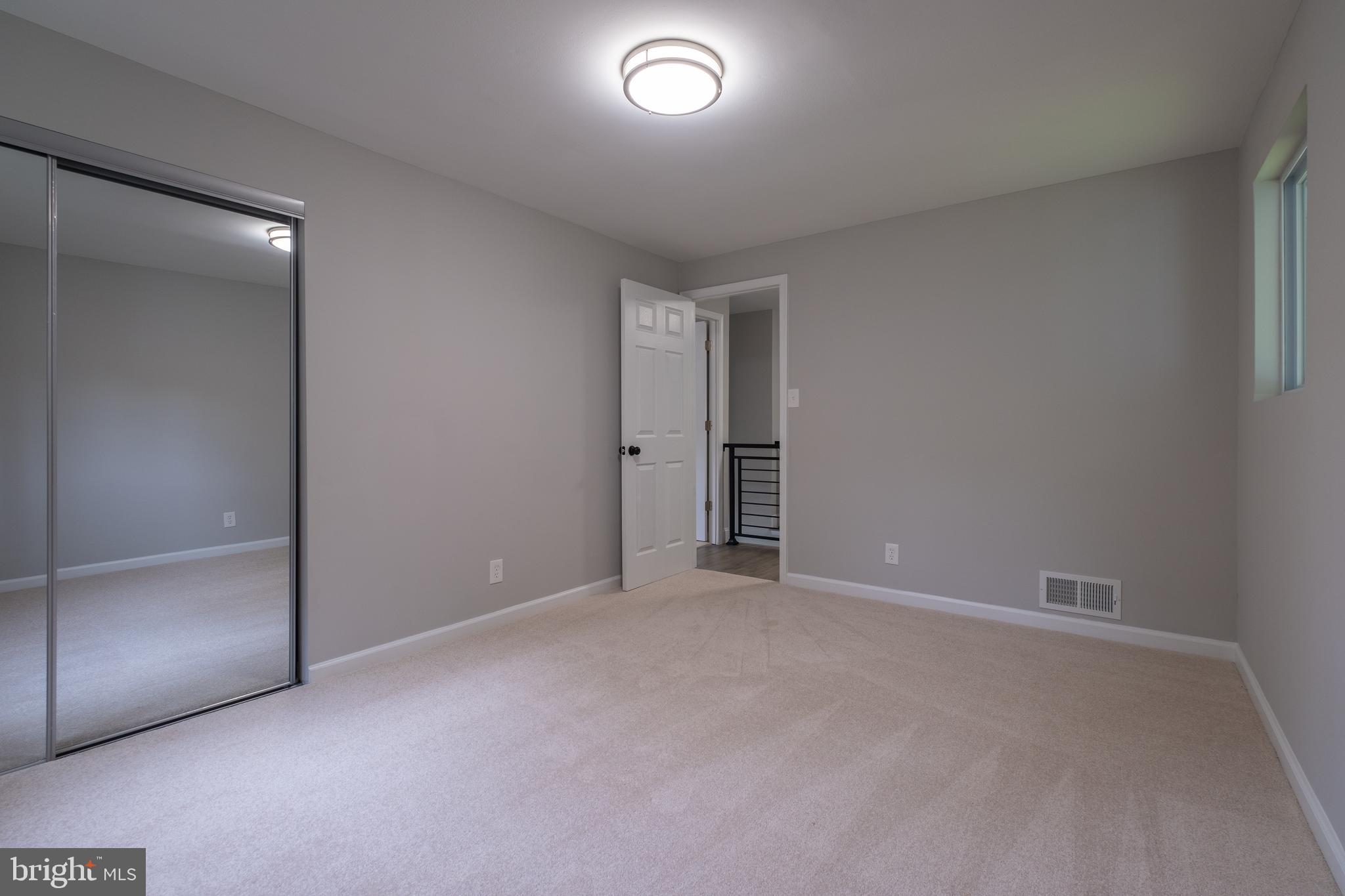 FOREST KNOLLS - Residential