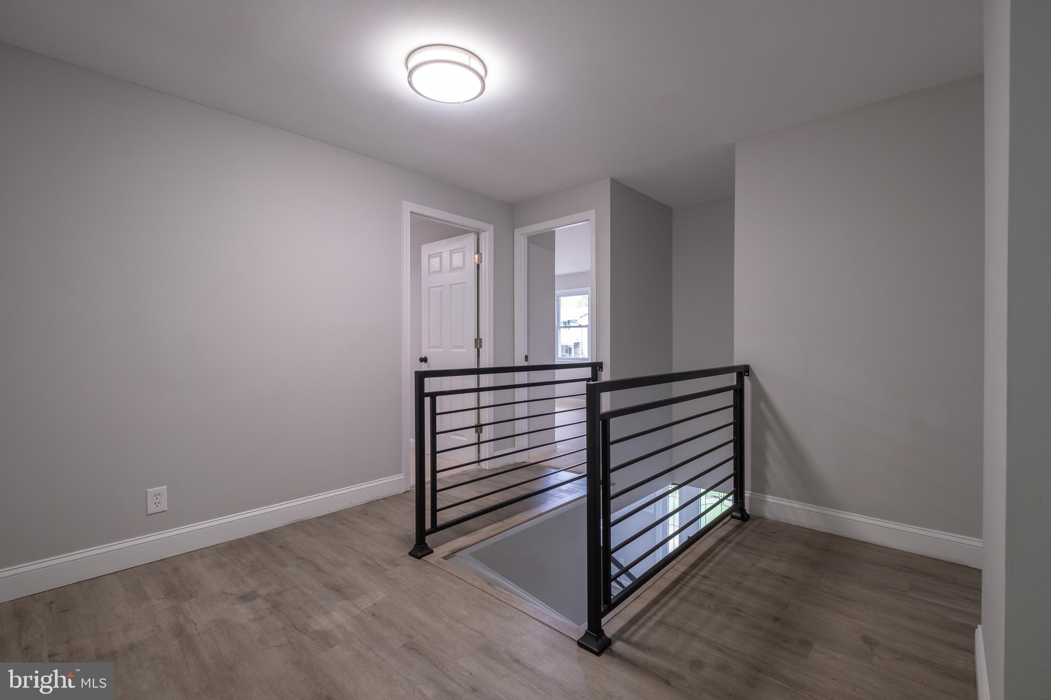 FOREST KNOLLS - Residential