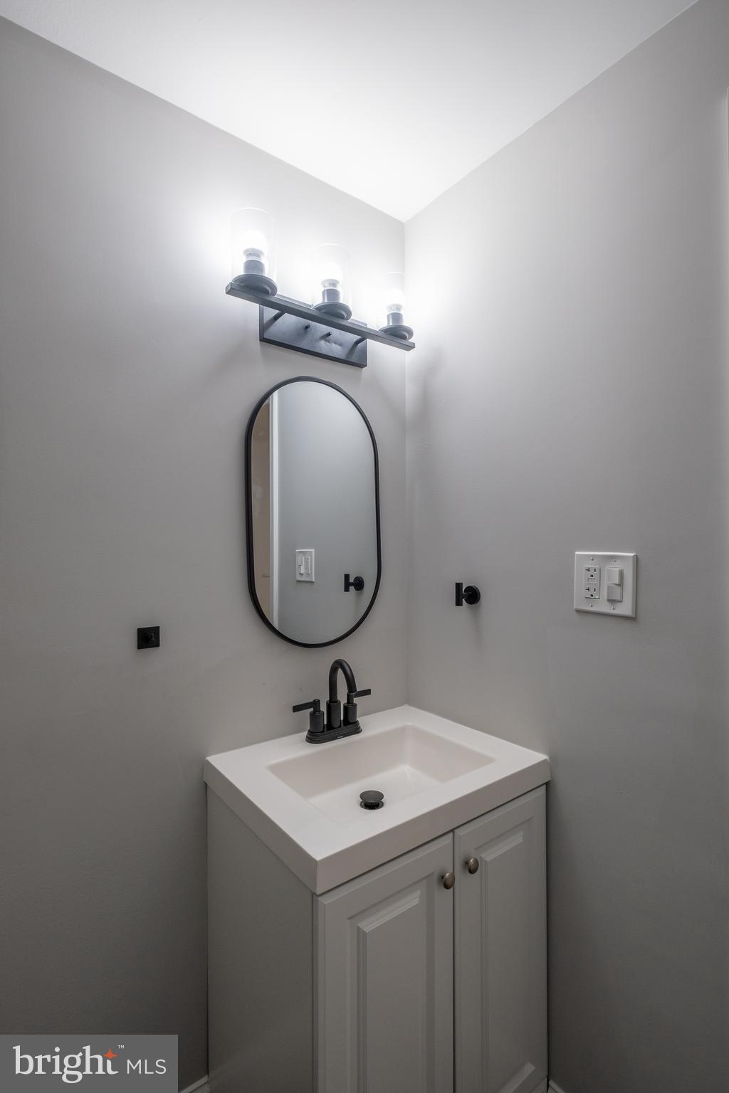 FOREST KNOLLS - Residential