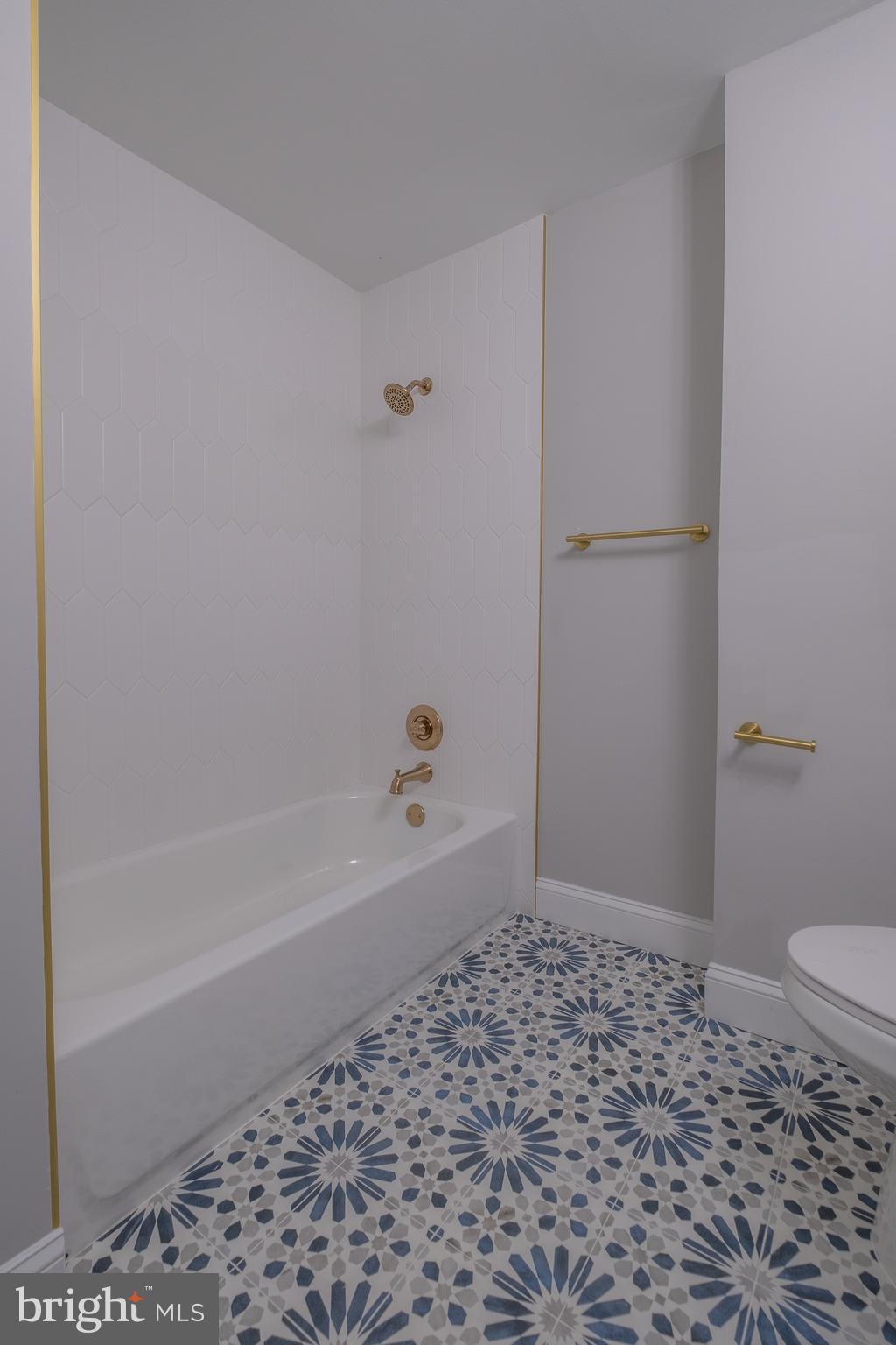 FOREST KNOLLS - Residential