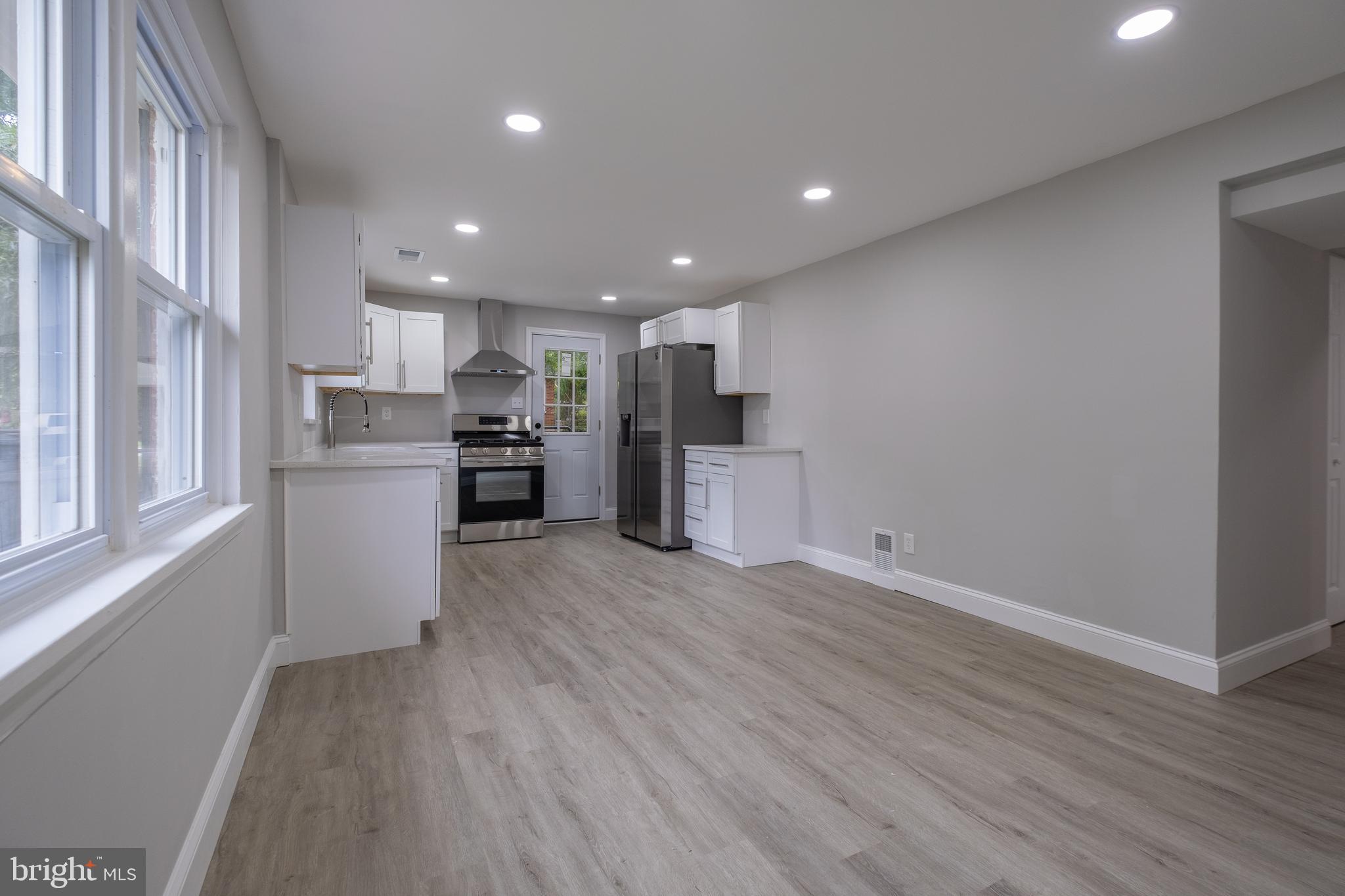 FOREST KNOLLS - Residential