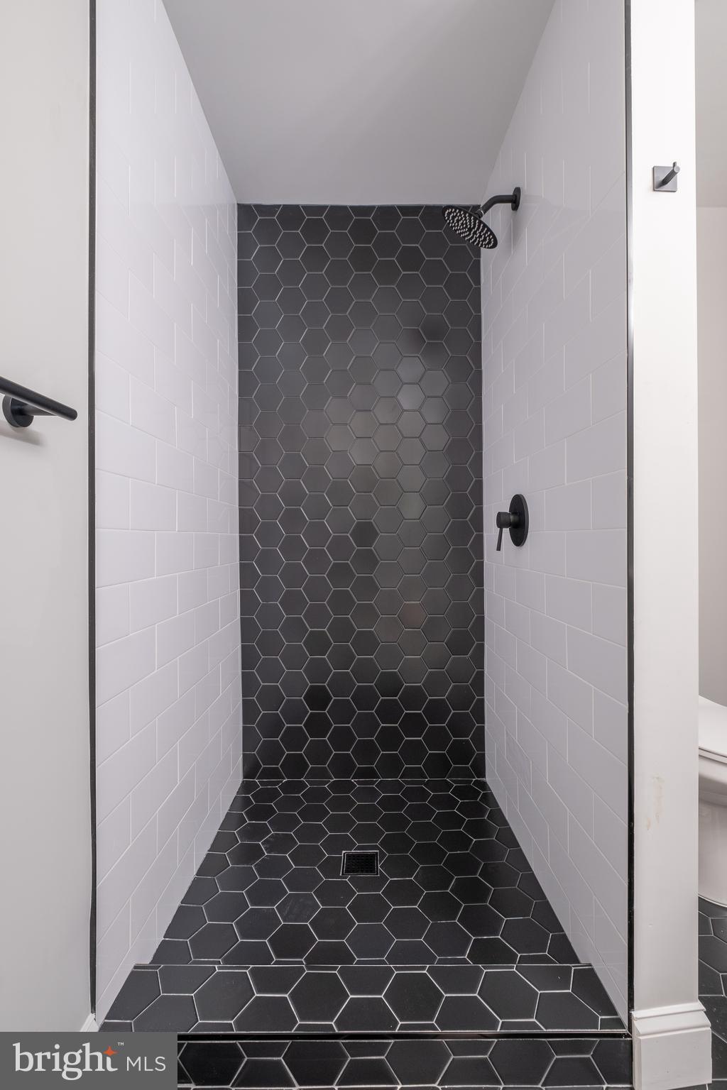 FOREST KNOLLS - Residential