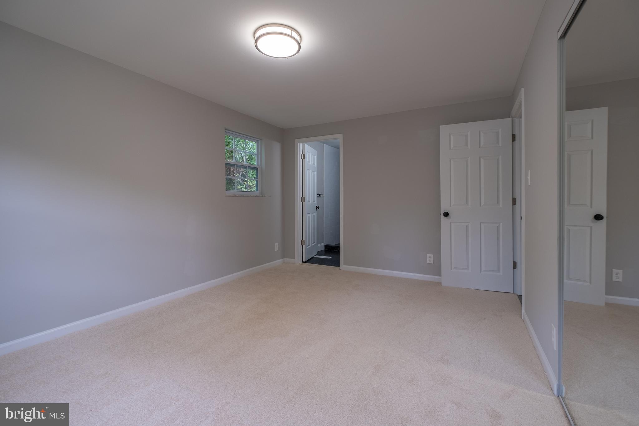 FOREST KNOLLS - Residential