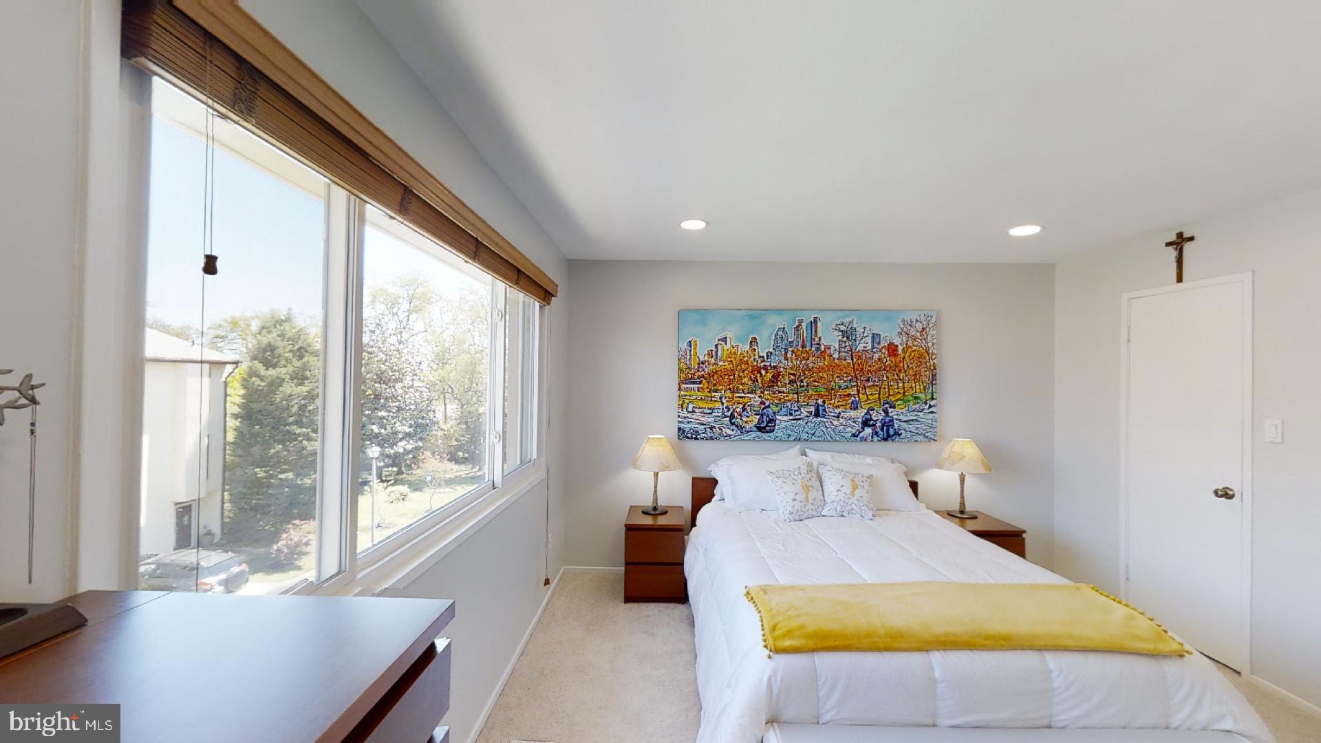 WAVERLY HILLS - Residential Lease