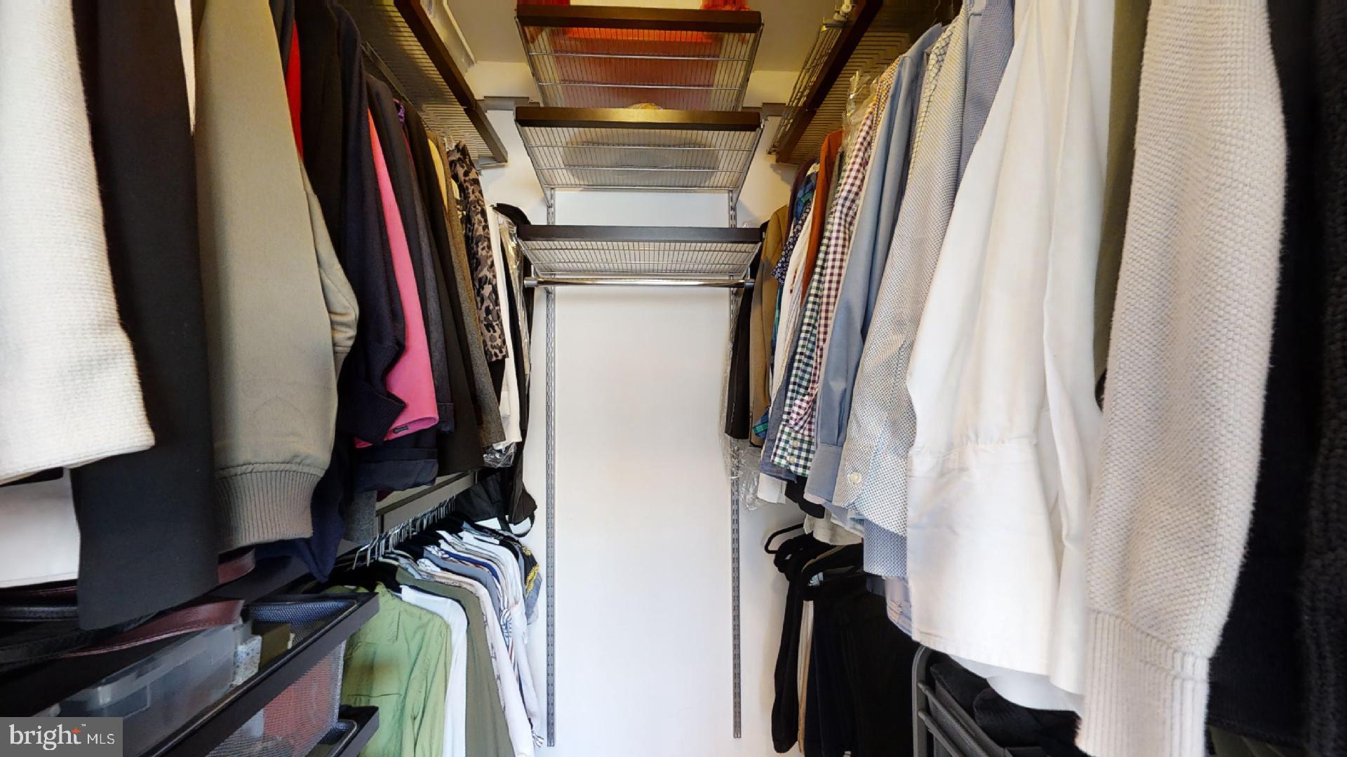 WAVERLY HILLS - Residential Lease