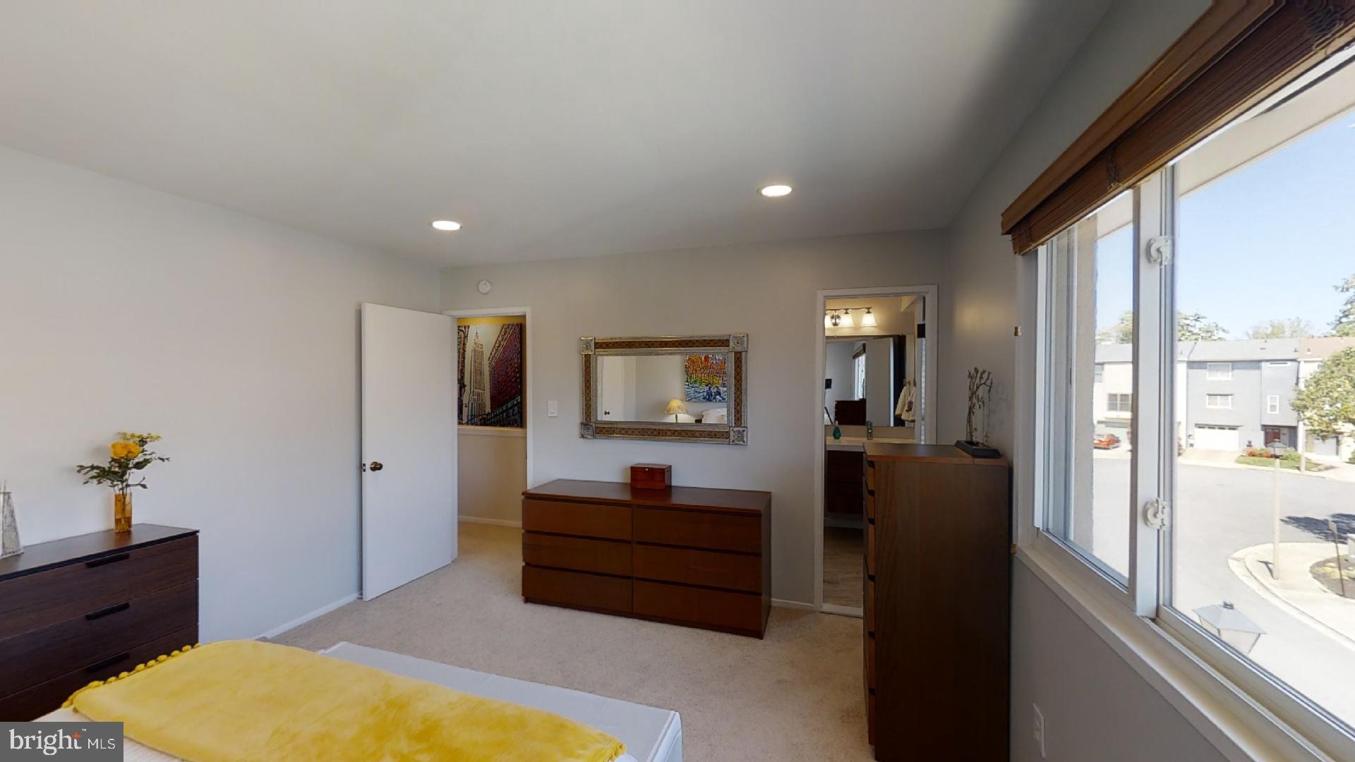 WAVERLY HILLS - Residential Lease