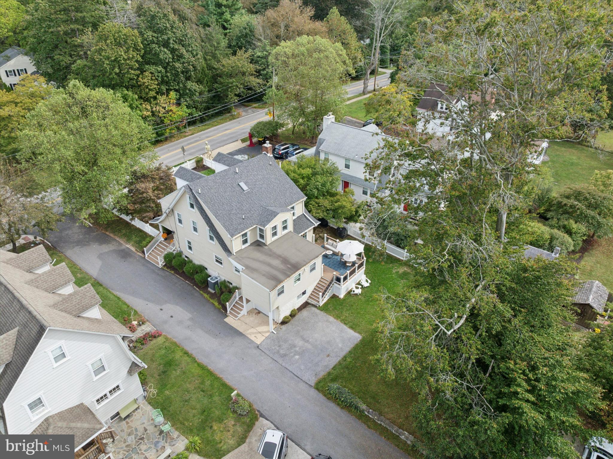 BLACK ROCK HILL - Residential