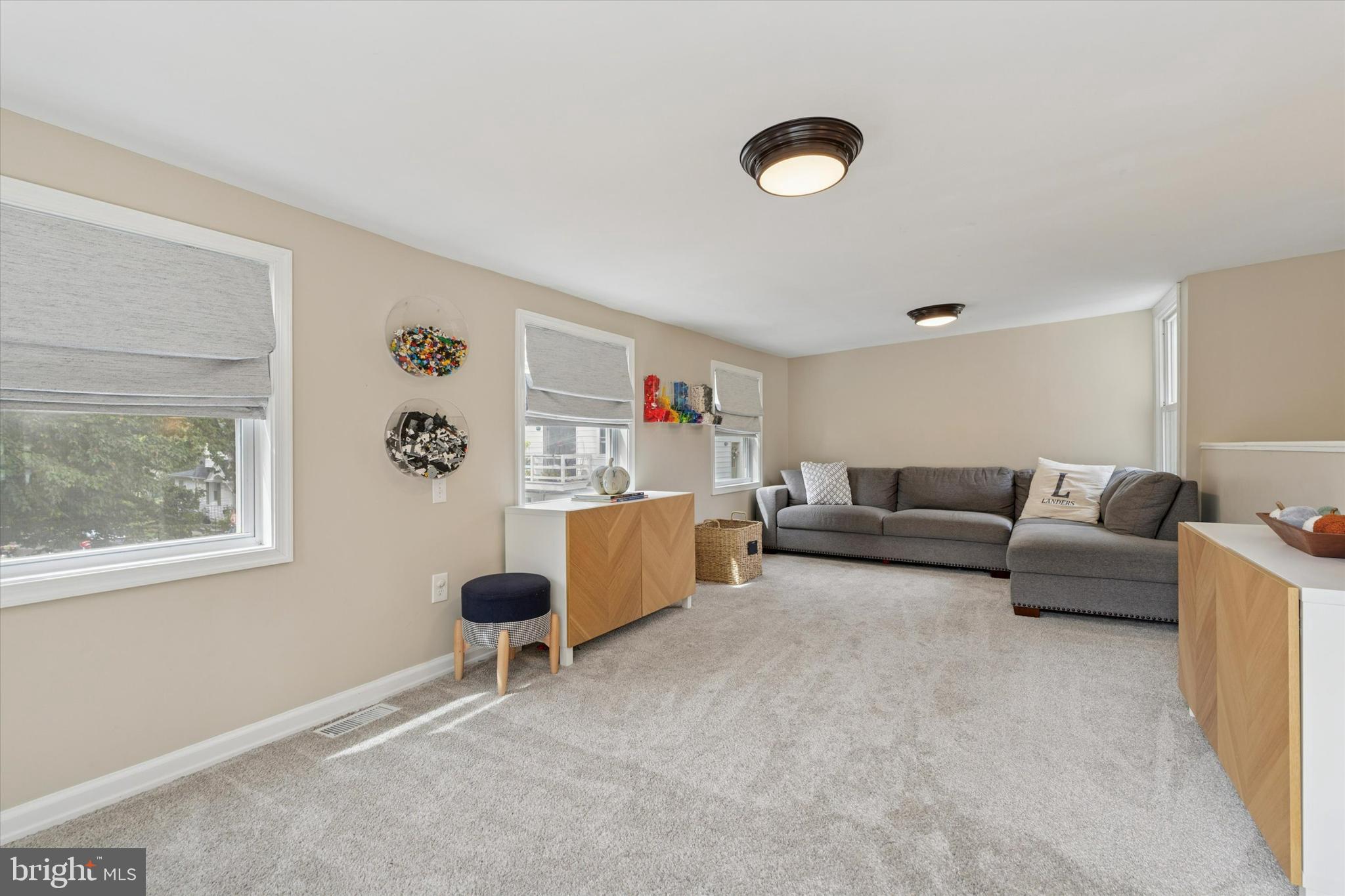 BLACK ROCK HILL - Residential