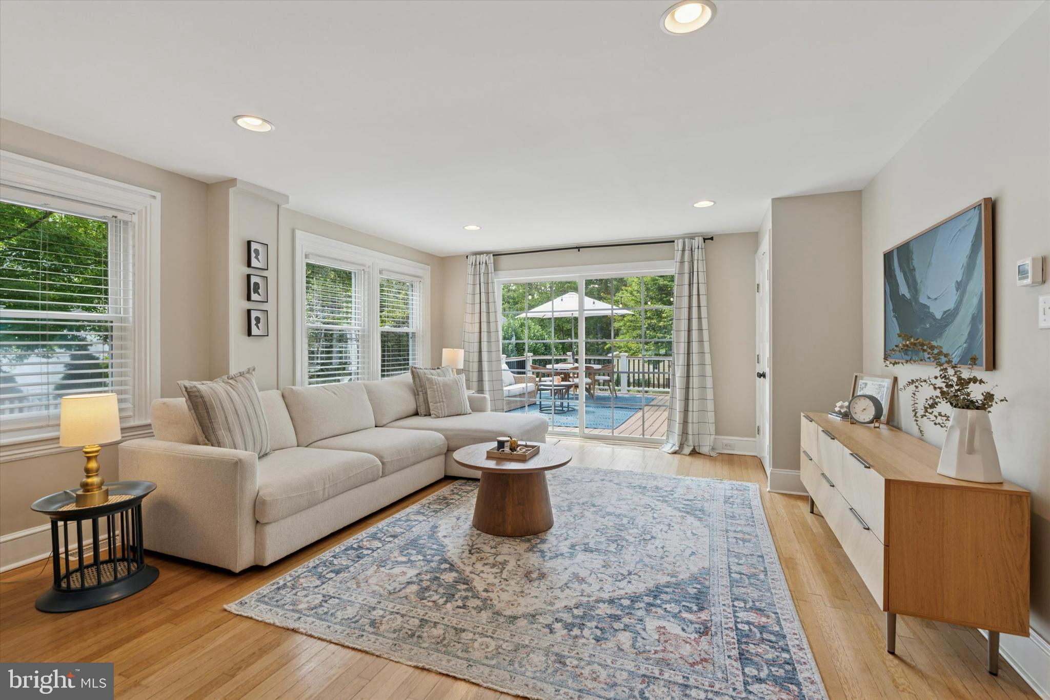 BLACK ROCK HILL - Residential