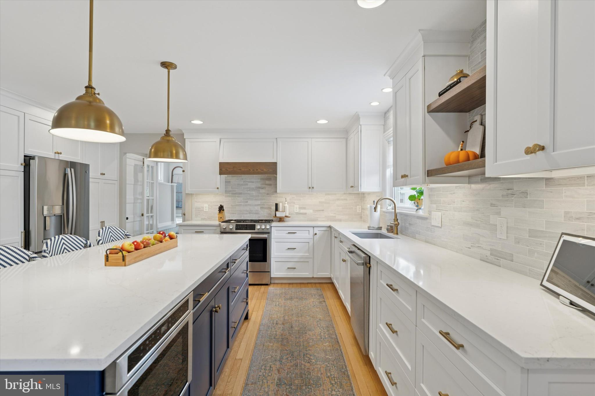 BLACK ROCK HILL - Residential