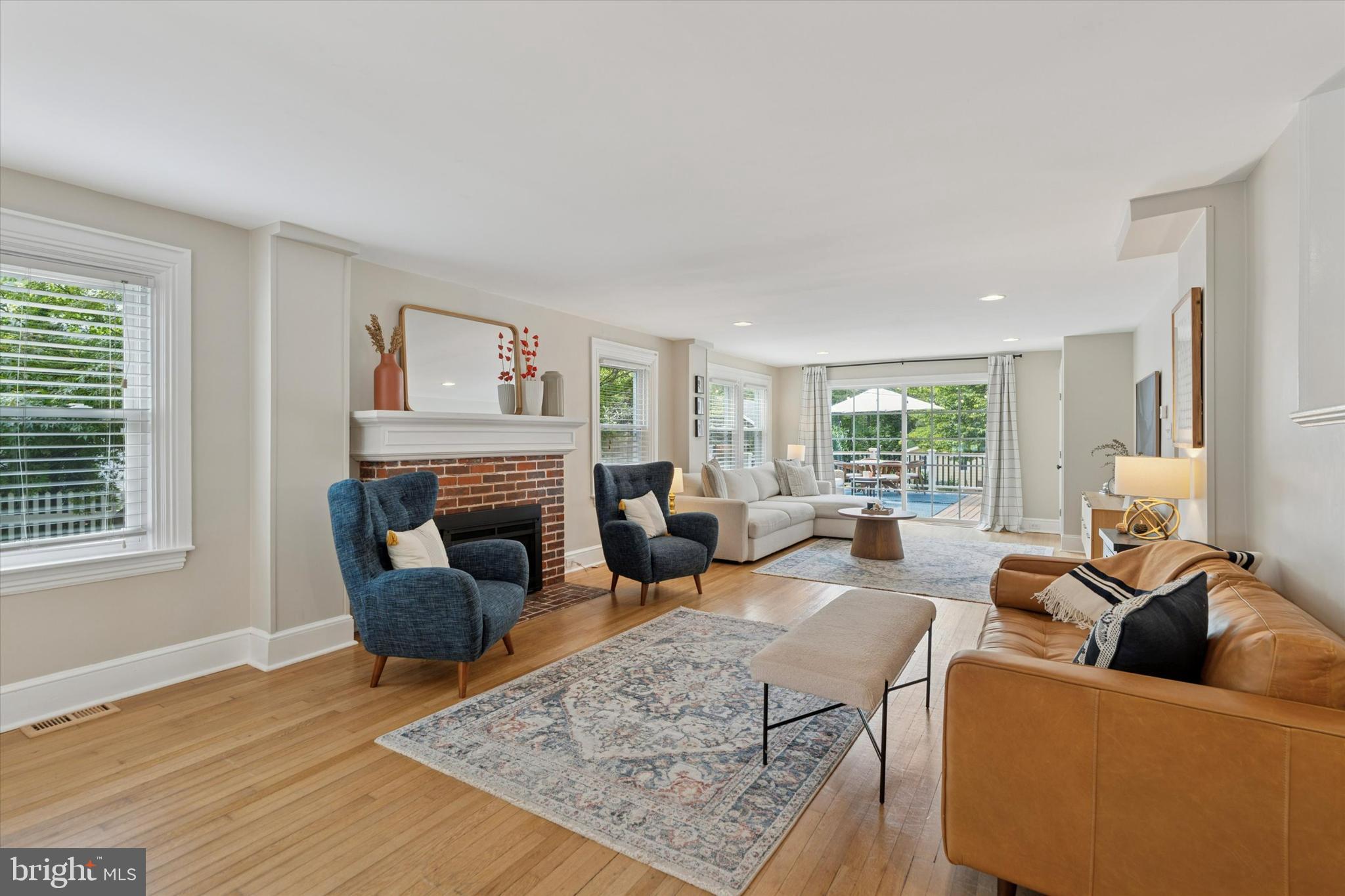 BLACK ROCK HILL - Residential