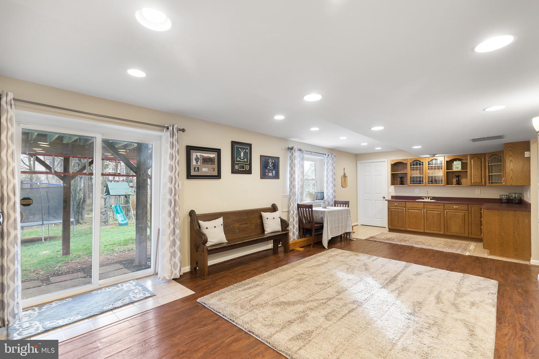 FRANKLIN GLEN - Residential