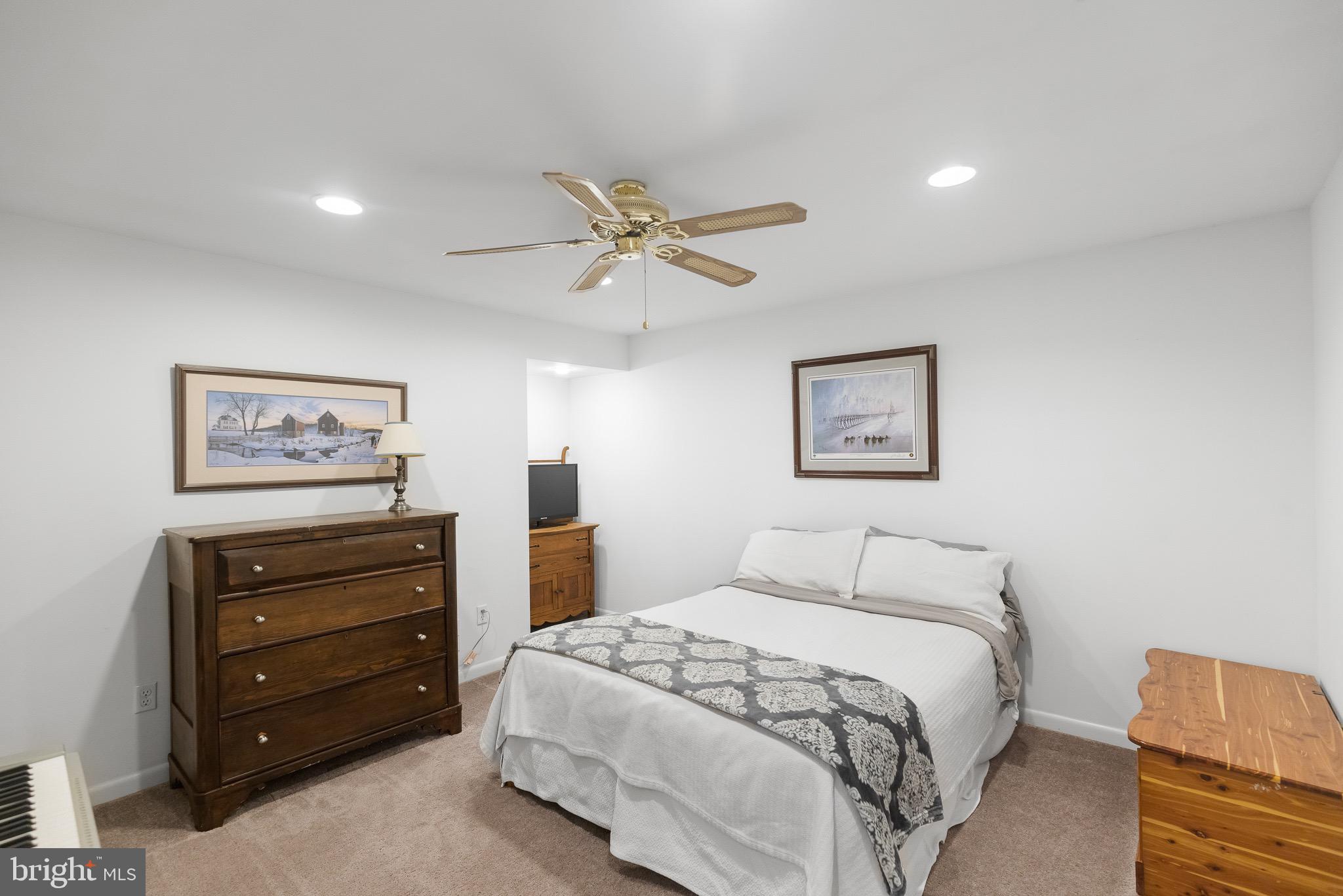 FRANKLIN GLEN - Residential