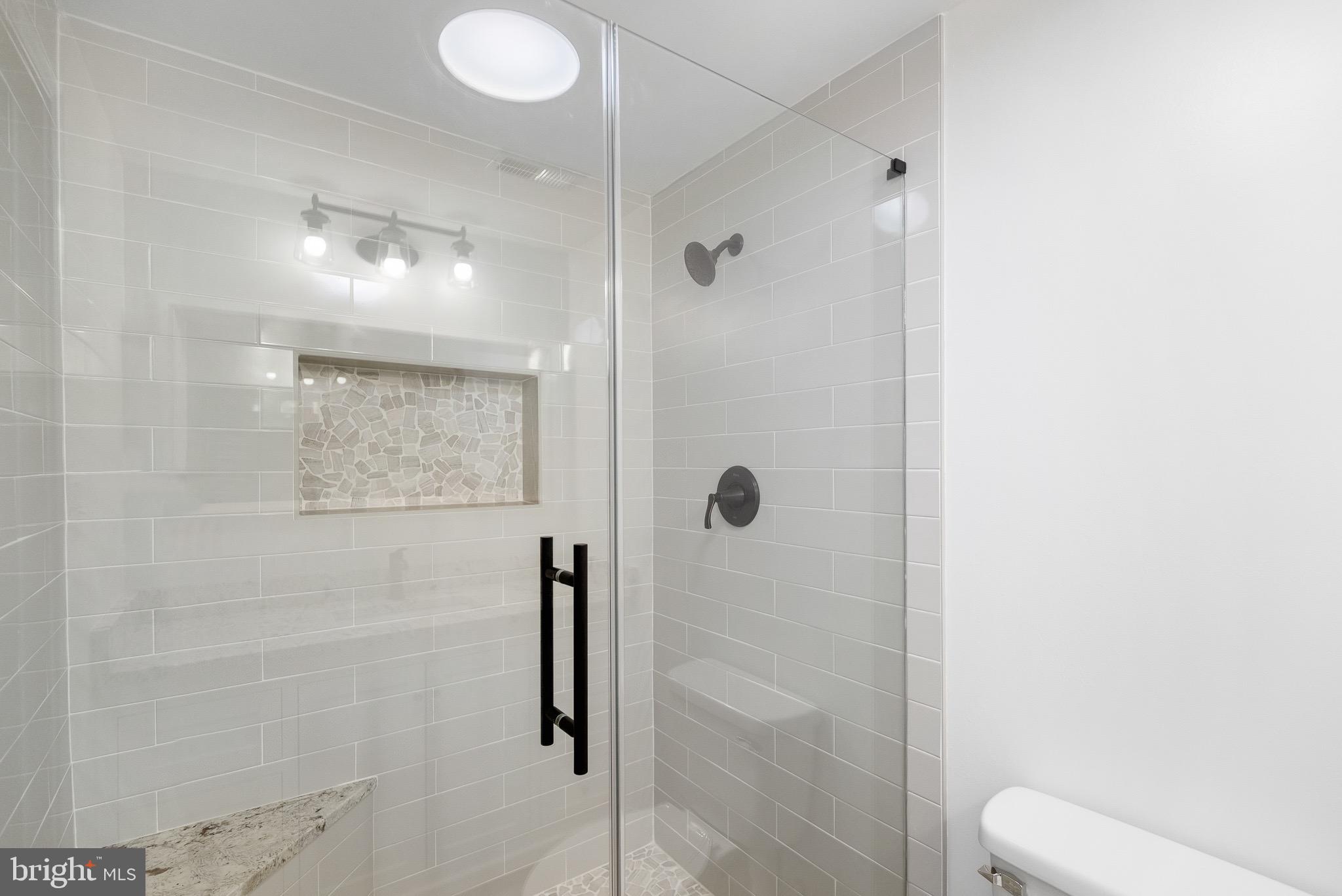 FRANKLIN GLEN - Residential