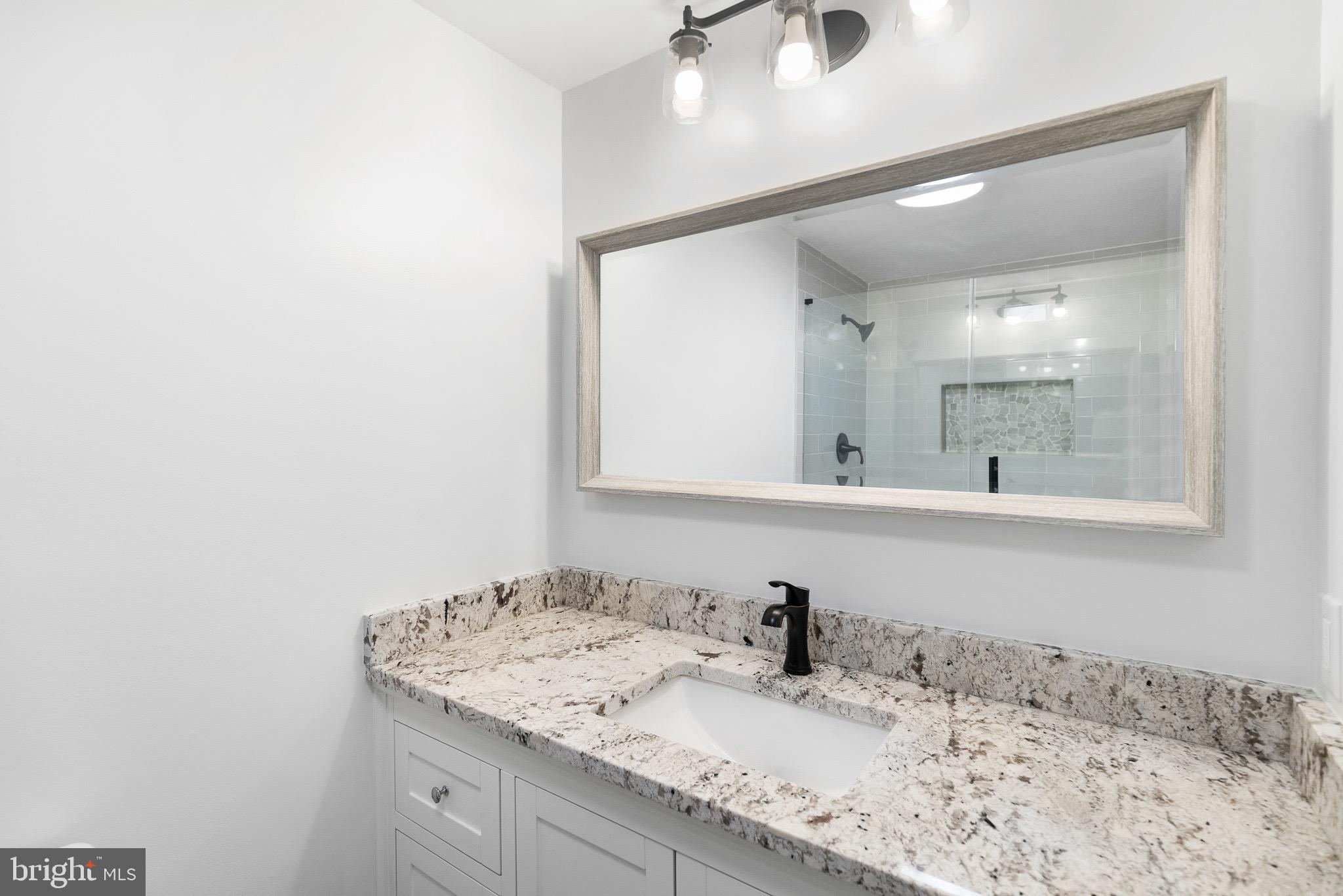 FRANKLIN GLEN - Residential