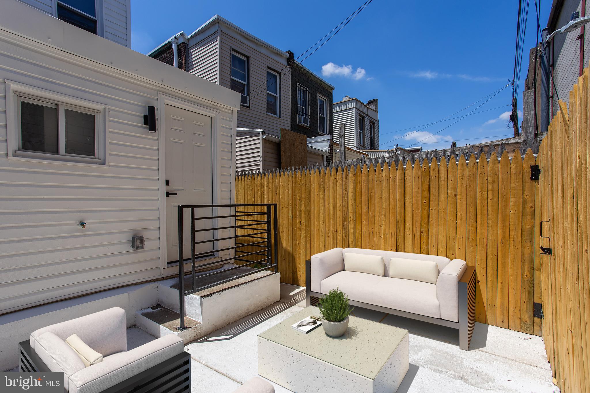 PORT RICHMOND - Residential