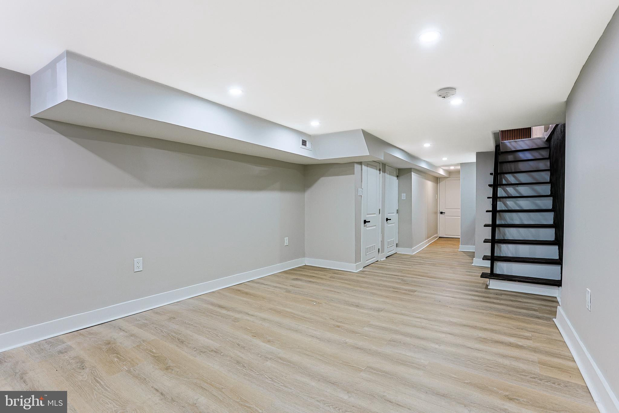 PORT RICHMOND - Residential