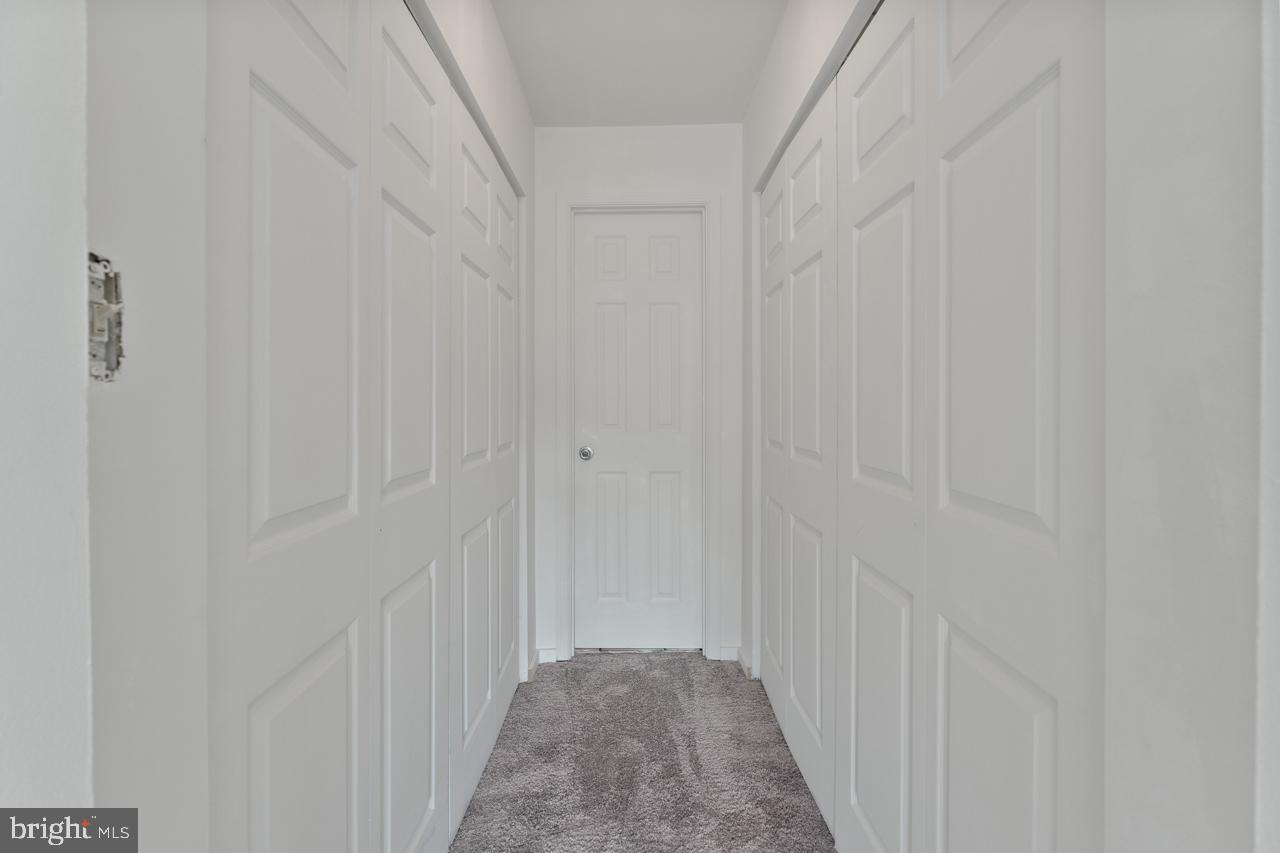 ESSEX PLACE - Residential