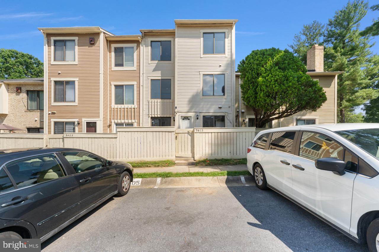 ESSEX PLACE - Residential