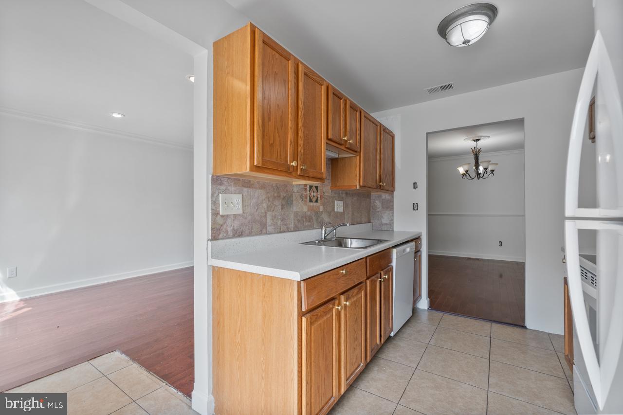 ESSEX PLACE - Residential