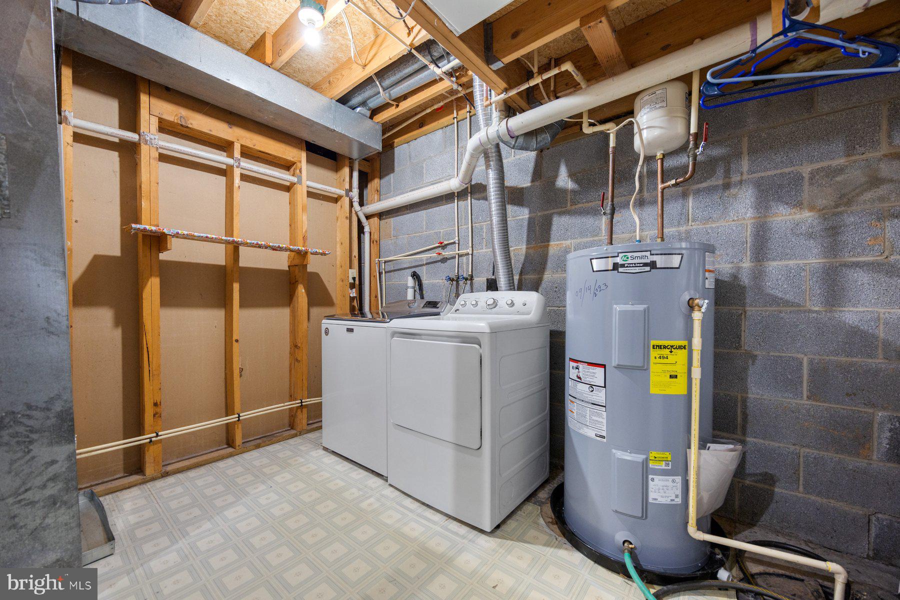 CARROLL MEADOWS - Residential