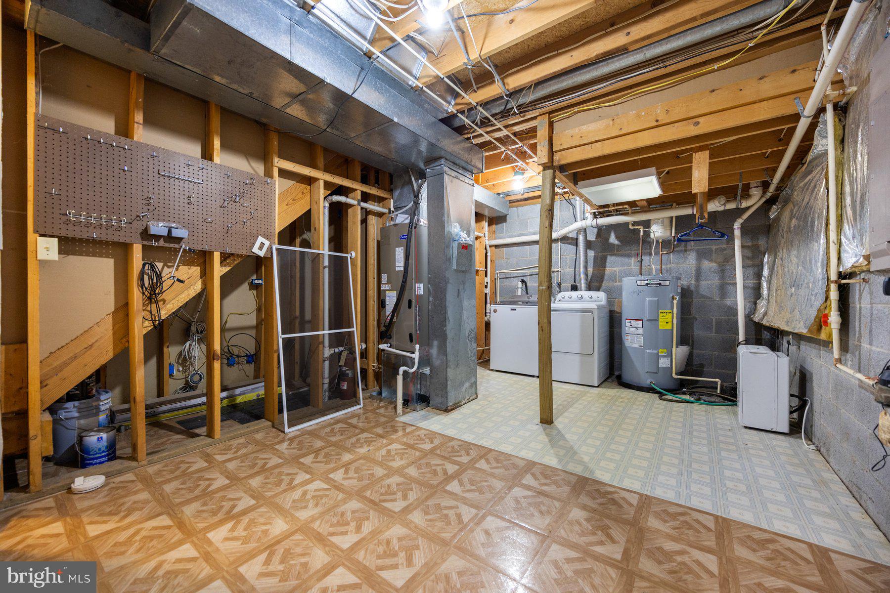 CARROLL MEADOWS - Residential