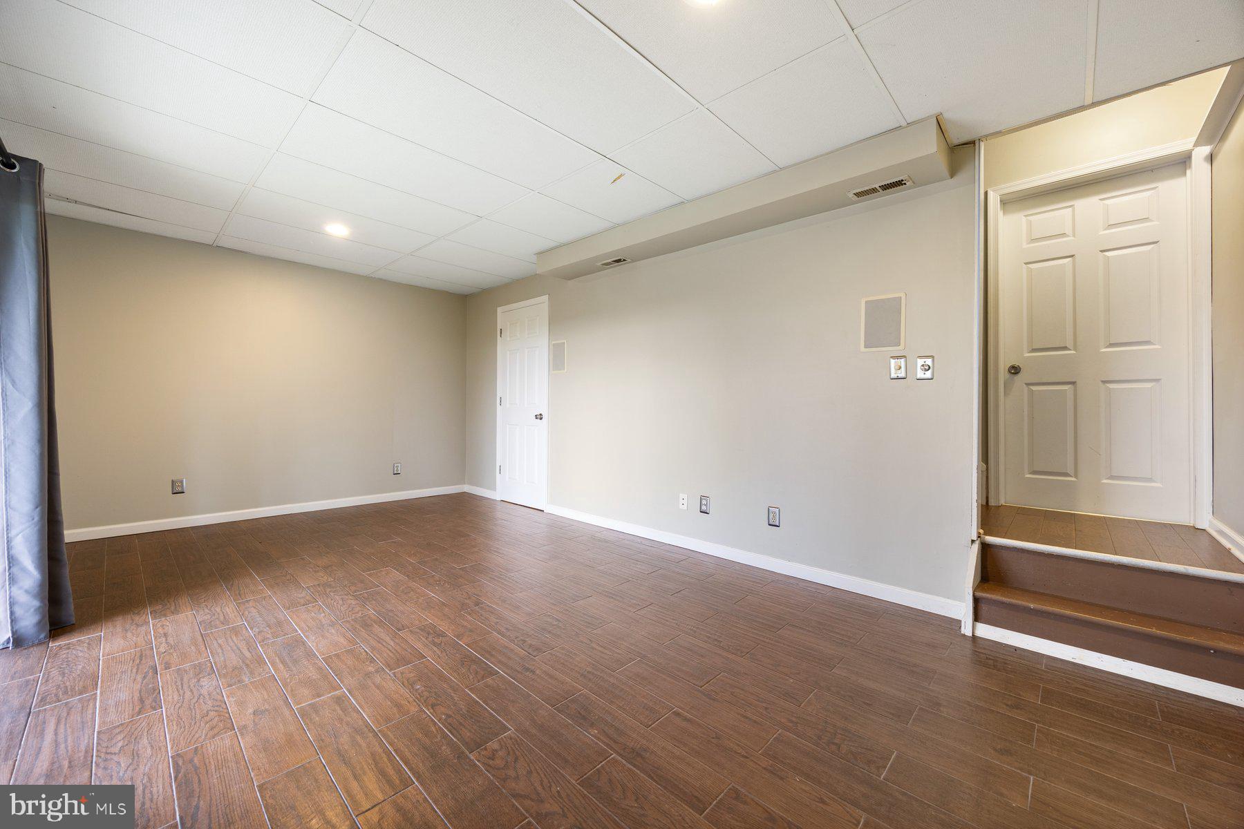 CARROLL MEADOWS - Residential