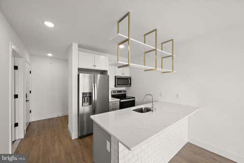 Condo For Rent - 15 W Girard St #203<br/> WILMINGTON, DE 19801
