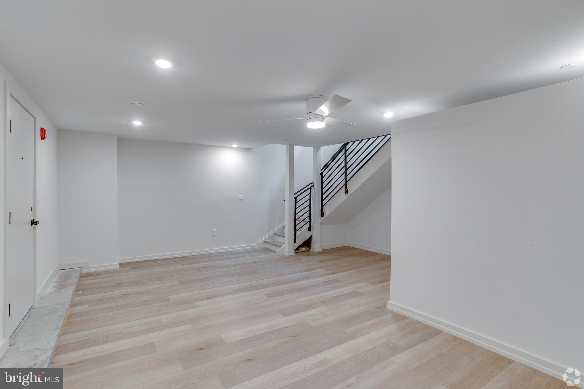 NORRIS SQUARE - Residential Lease