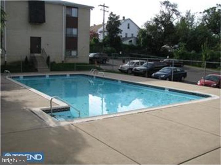 HOLMESBURG - Residential