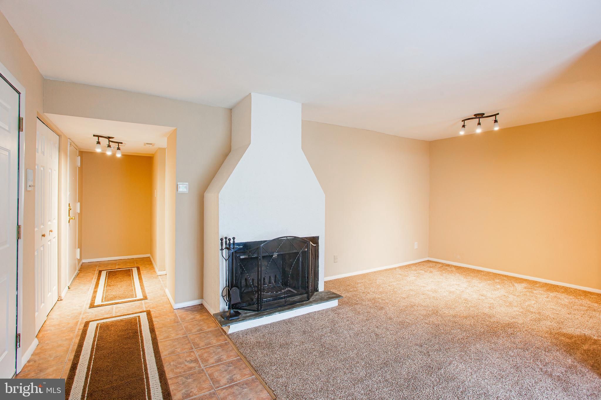 HOLMESBURG - Residential