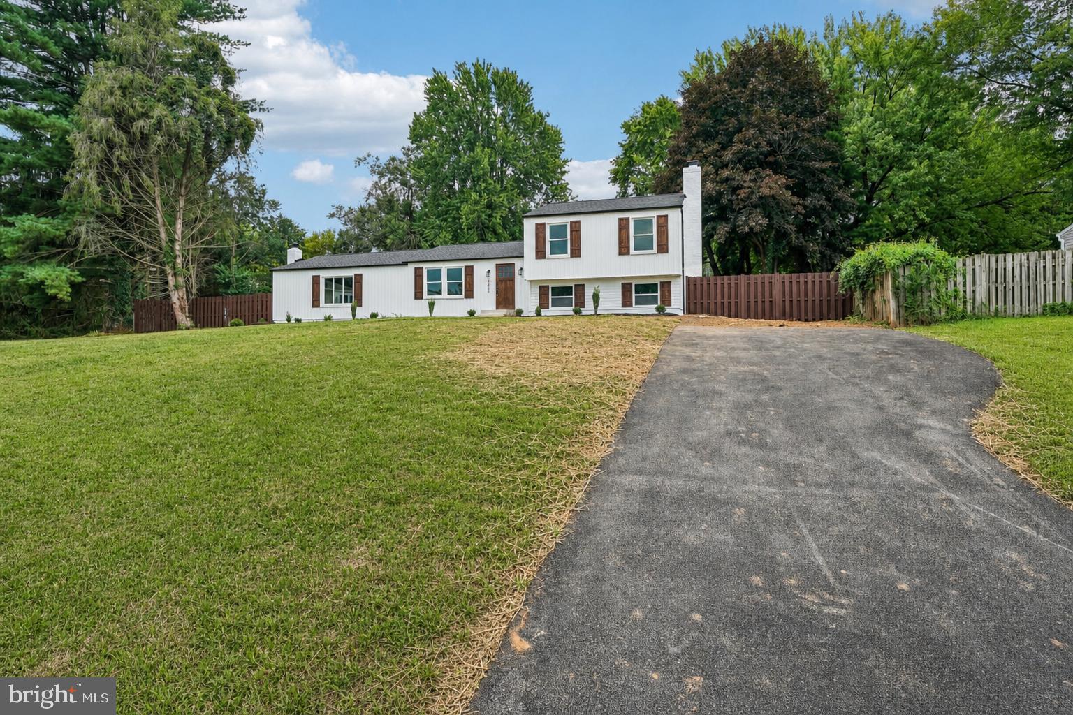 4492 JADE COURT