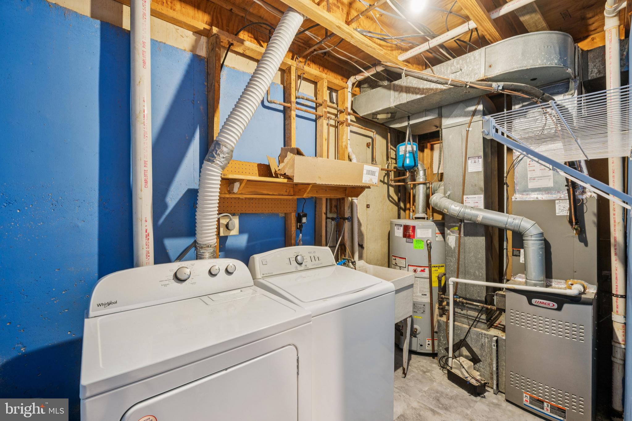 TIMBERLAWN - Residential