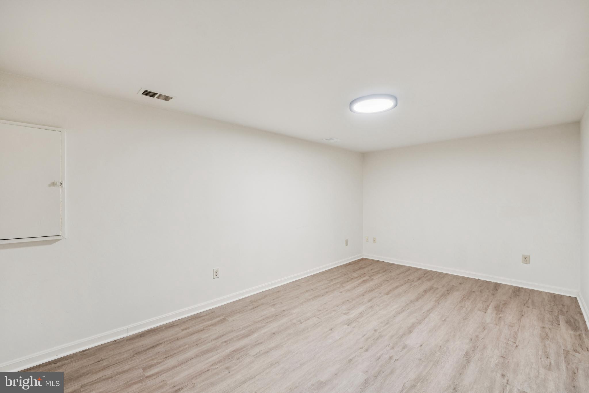 TIMBERLAWN - Residential