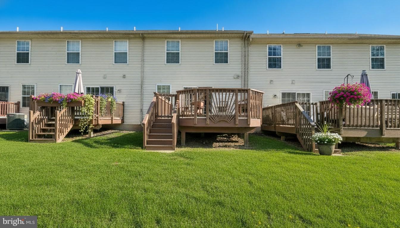 VERNON COURT - Residential