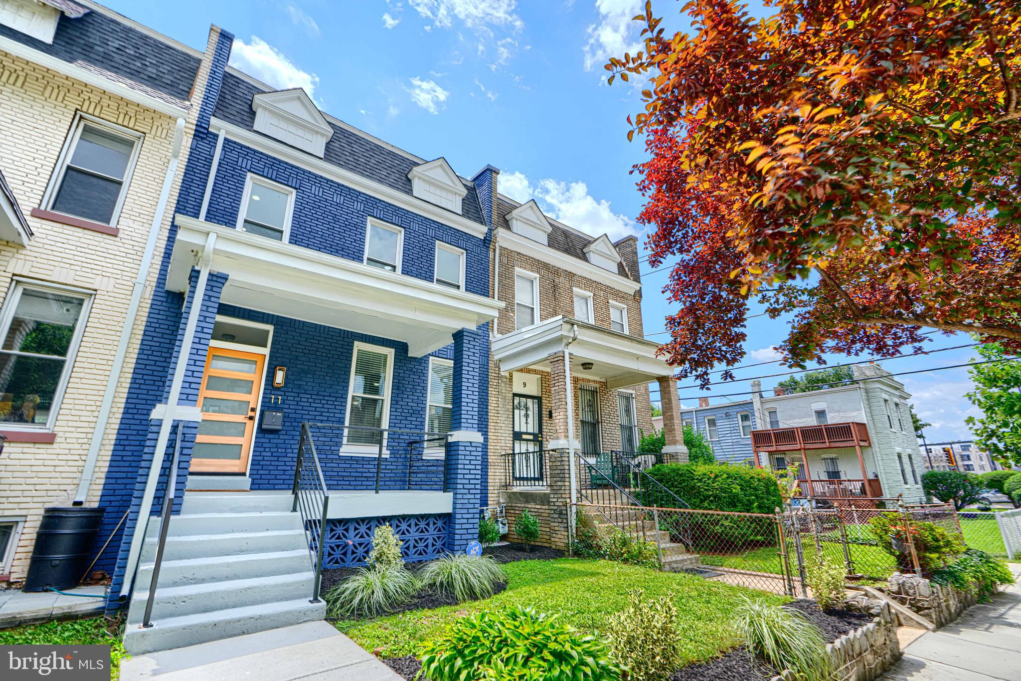 11 EVARTS STREET NE