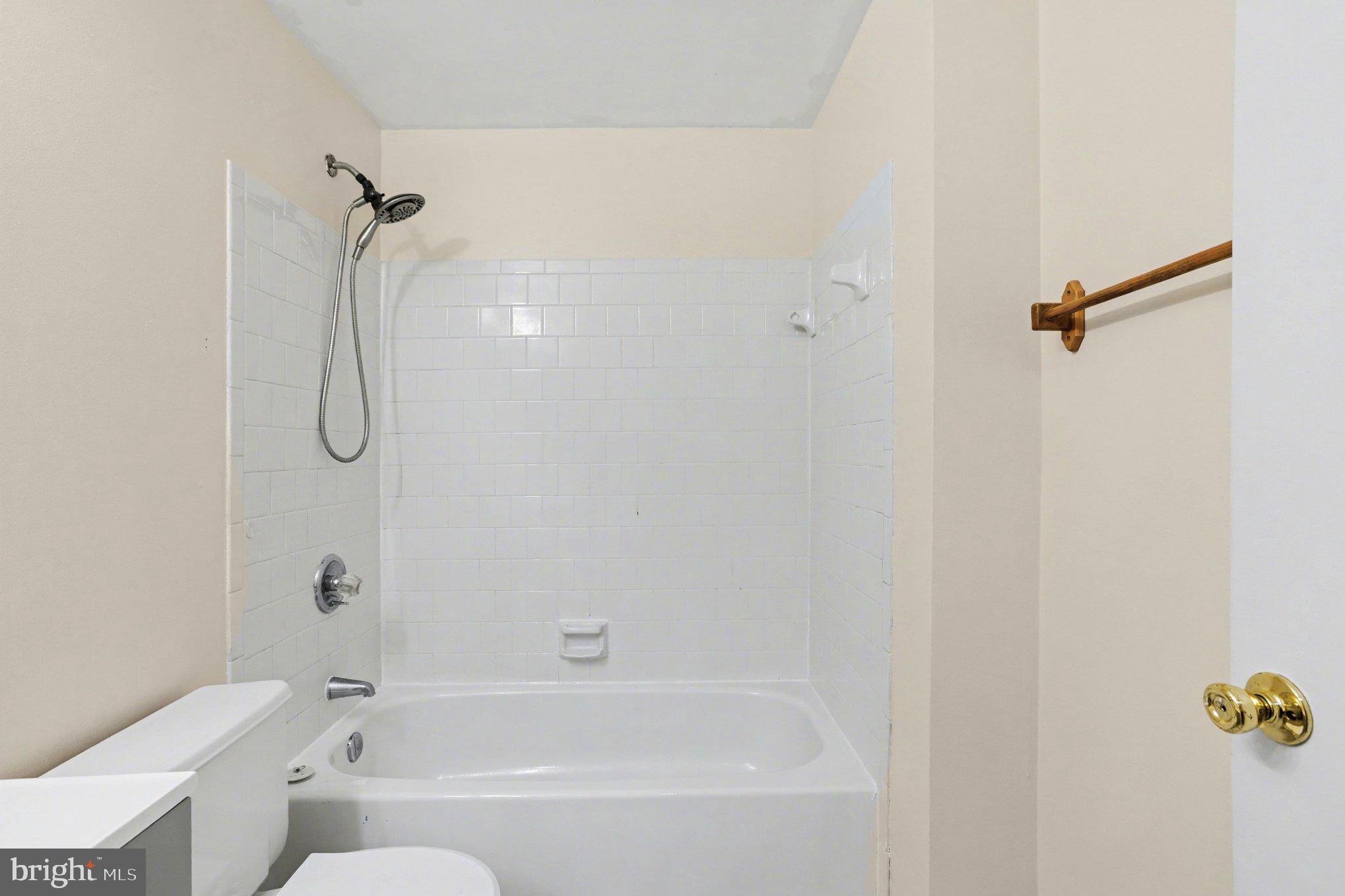 HILLSDALE - Residential