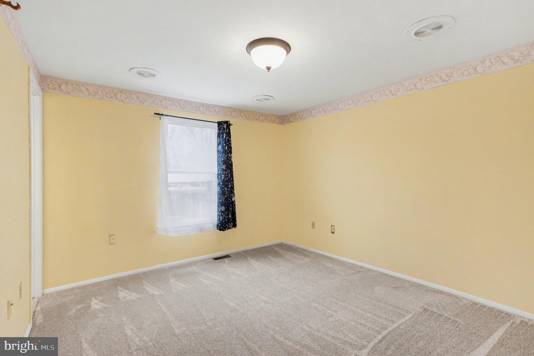 HILLSDALE - Residential