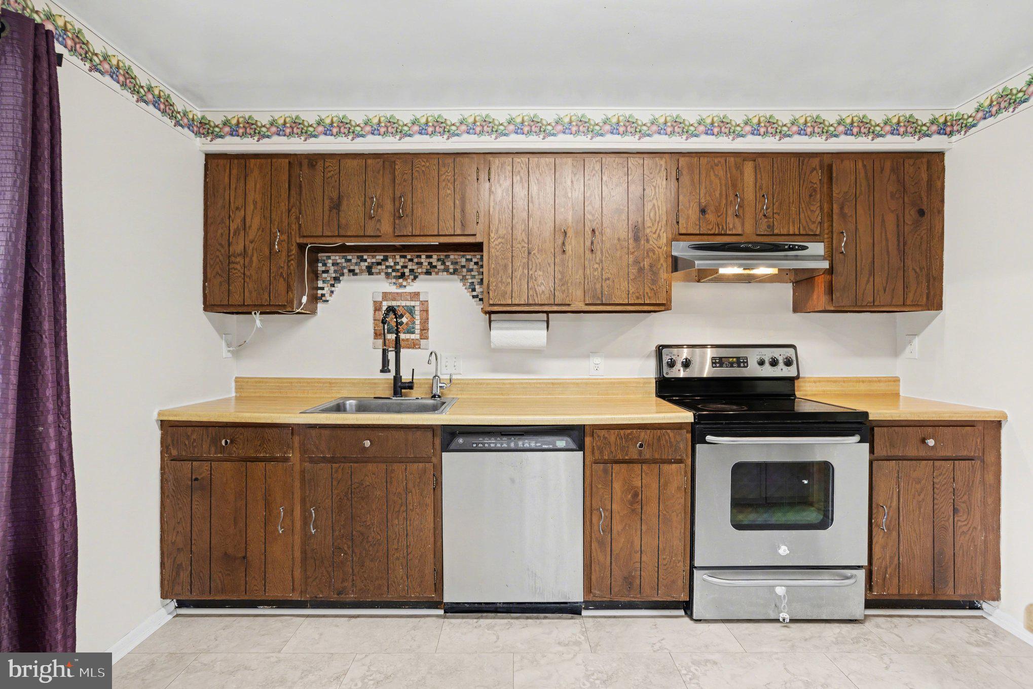 HILLSDALE - Residential