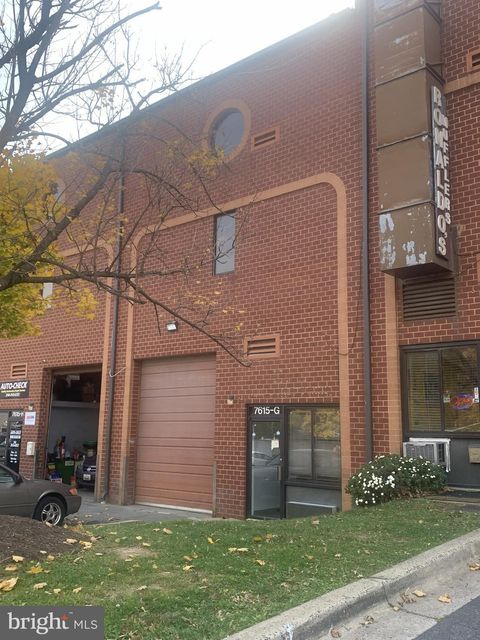 Photo of 7615 Rickenbacker Dr #G, GAITHERSBURG, MD 20879 (MLS # MDMC2208210)