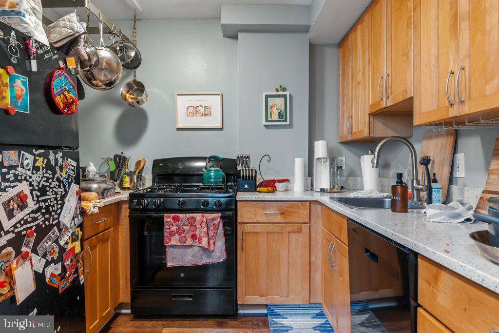 BOLTON HILL HISTORIC DISTRICT - Residential Income