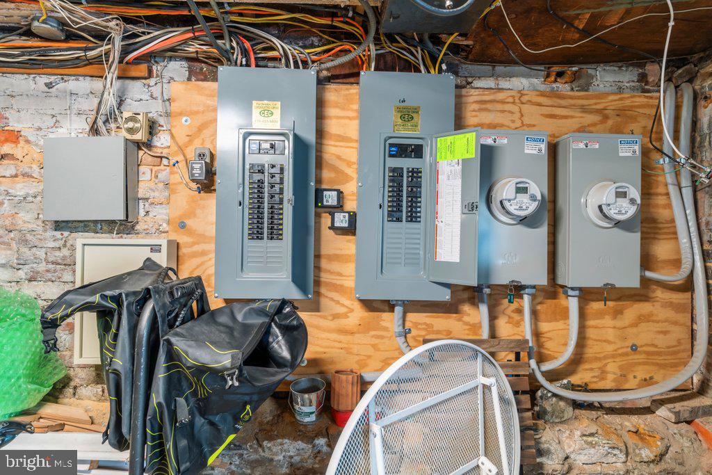 BOLTON HILL HISTORIC DISTRICT - Residential Income