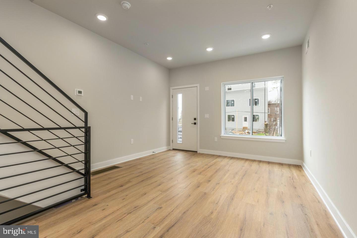 2121 BELLMORE STREET
