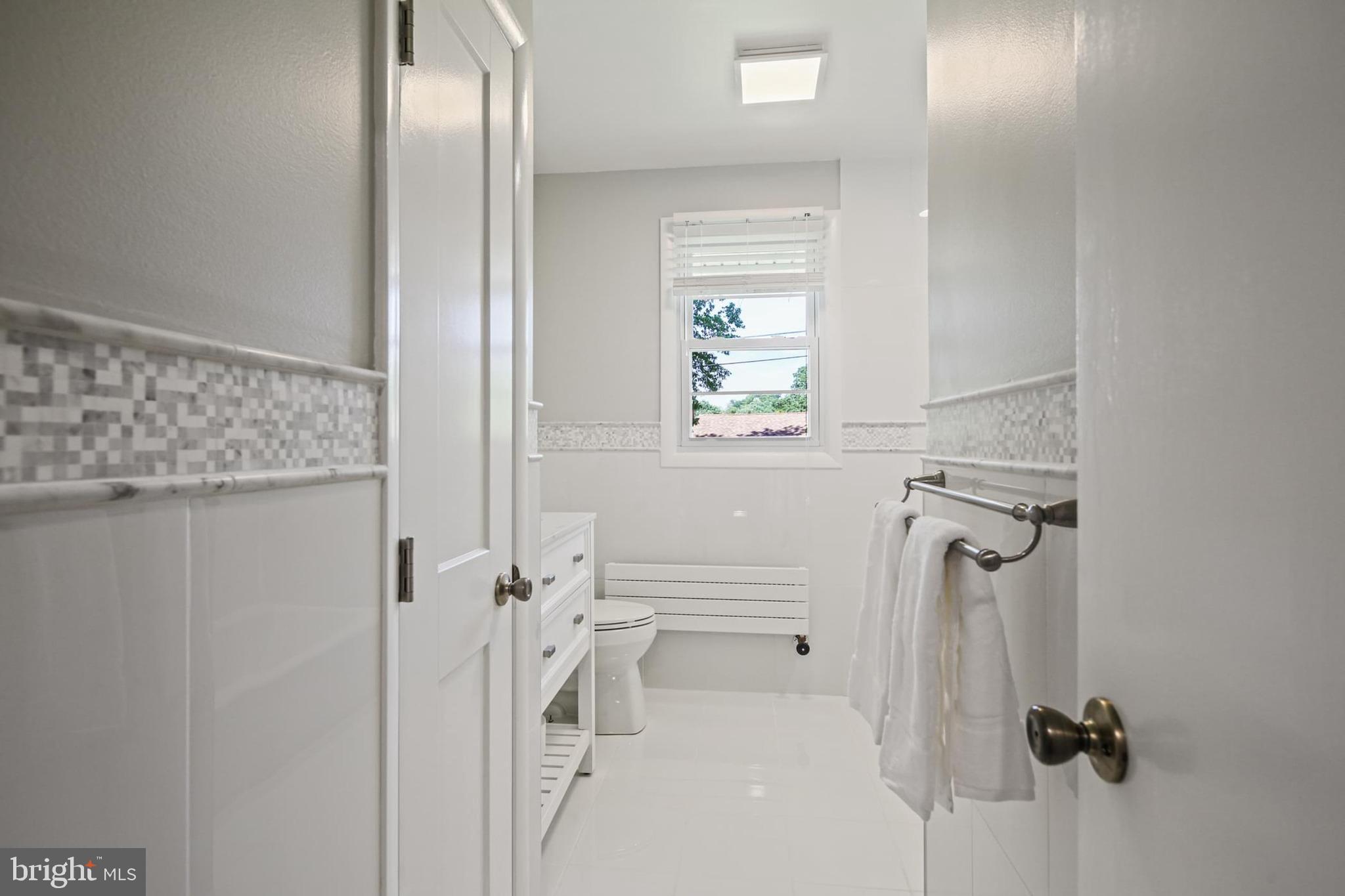 HARWOOD MANOR - Residential