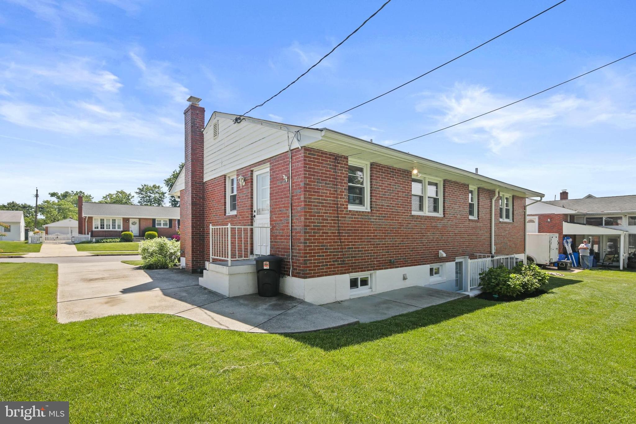 HARWOOD MANOR - Residential