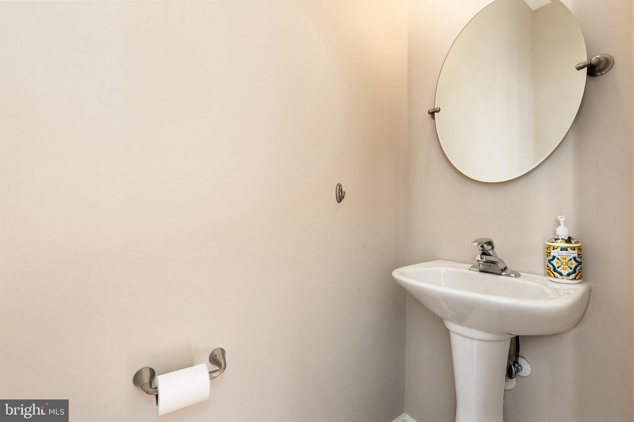 STONE MANOR - Residential