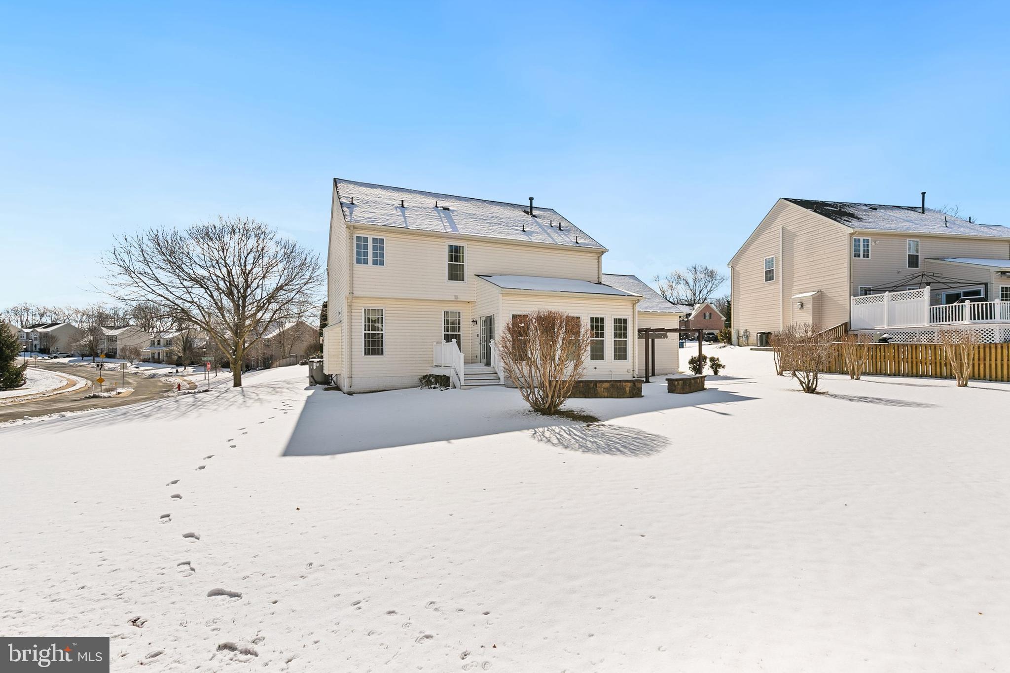 STONE MANOR - Residential