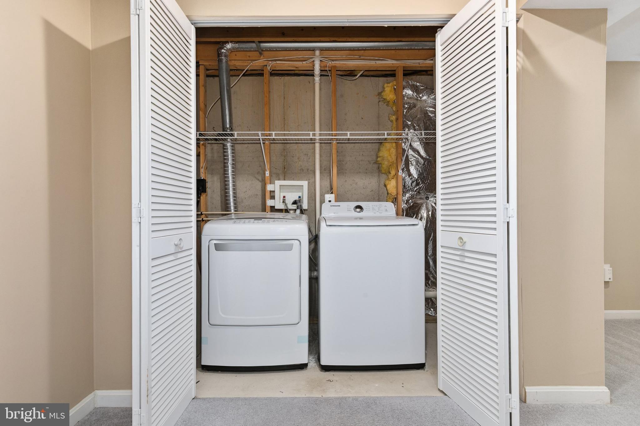 STONE MANOR - Residential