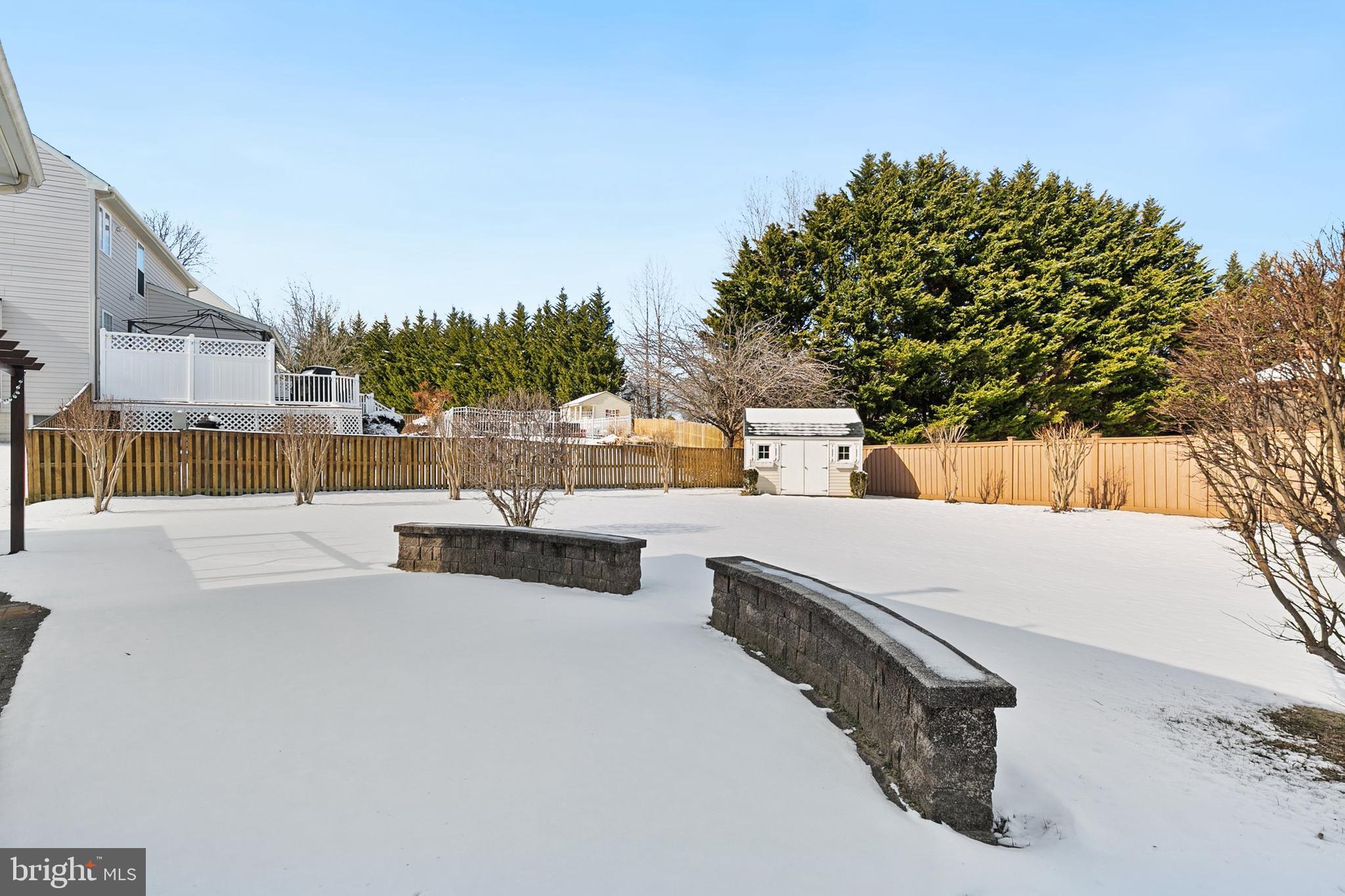 STONE MANOR - Residential